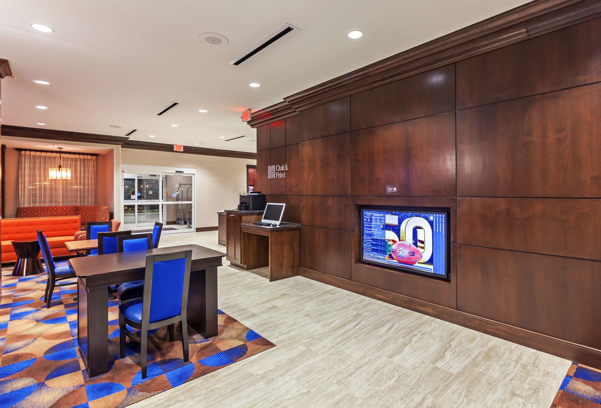Courtyard By Marriott Northeast