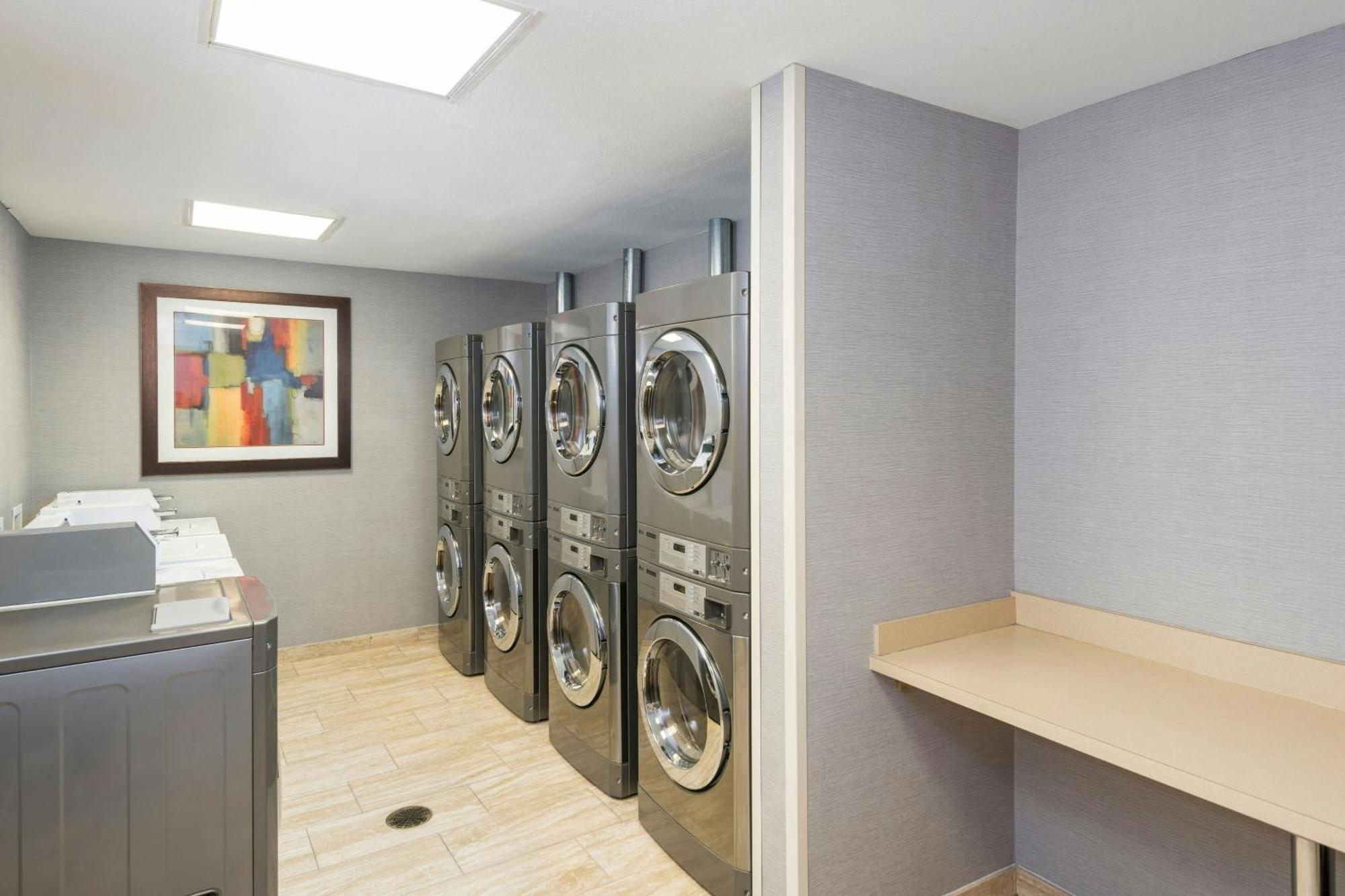 Hotel Courtyard By Marriott Northeast