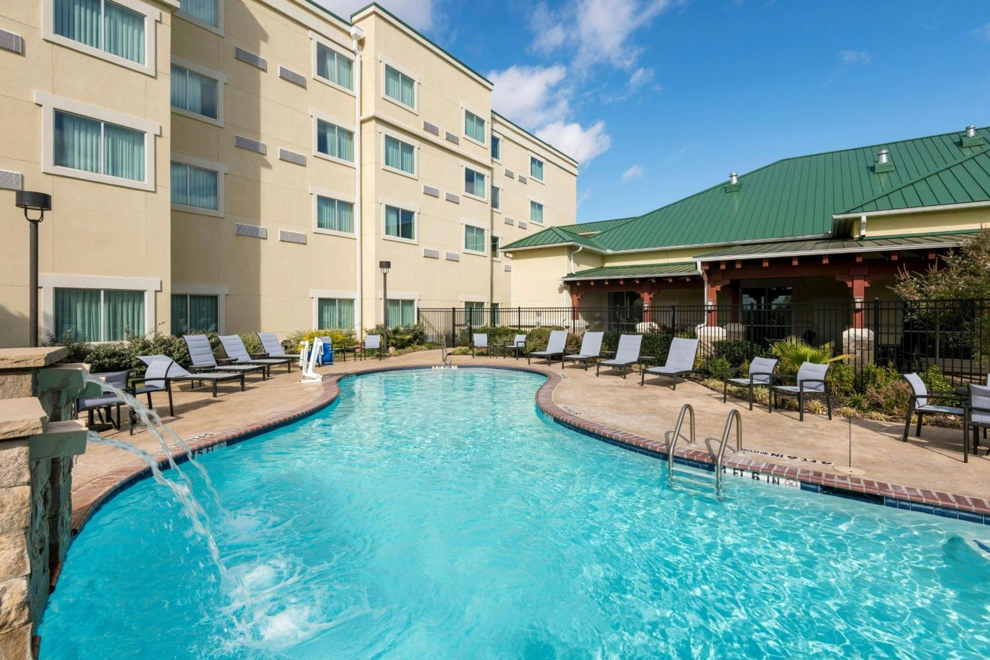 Hotel Courtyard By Marriott Northeast