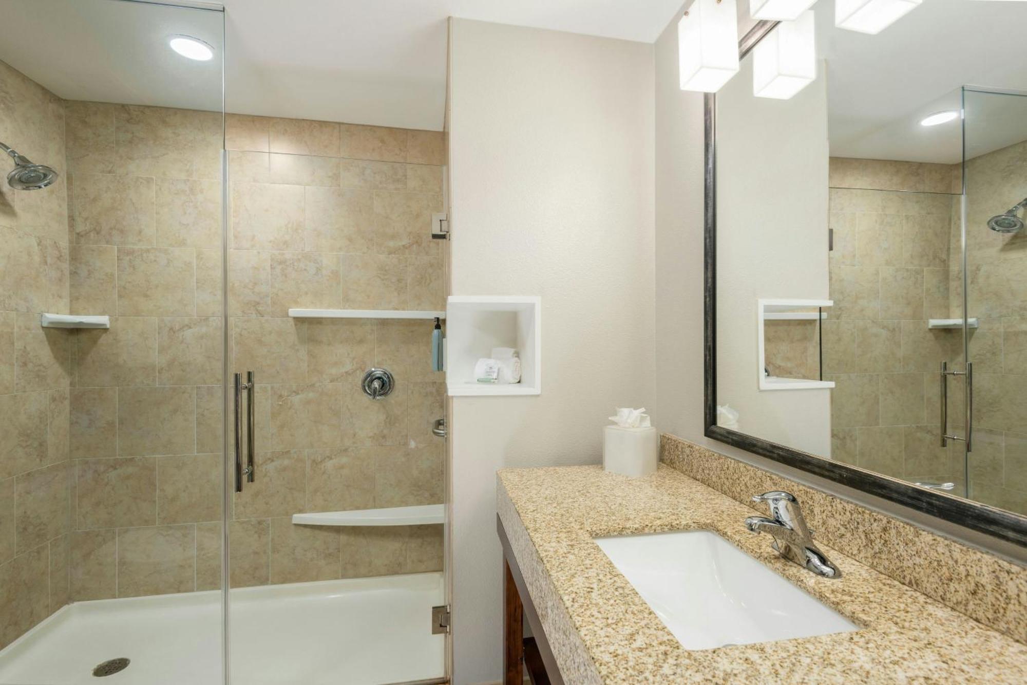 Hotel Courtyard By Marriott Northeast 3*